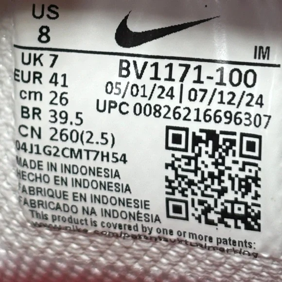 Nike Men's Airmax LTD 3 Sneakers in White and Red Size 8 Almost New - Picture 7 of 7